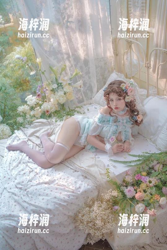 芊川一笑MNKcos水手服，海风吹起的懵懂与俏皮，图片见证了青春啊！