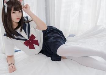 皮衣舞娘‘蜜汁猫裘’的写真，图包中满满都是霸气！