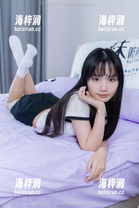 袜啵啵 - 稚予的袜子秀！原图高清版速递：这种白棉袜我也想要一双！