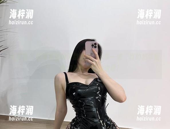 微密圈 - 铁锤姐姐的无敌图包，分享一波“真的精华版”，咱们都在更新的边缘！