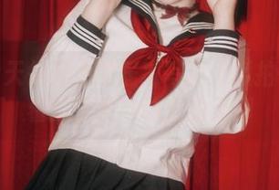 阿半今天很开心的居家写真：抓拍一只躺着的沙发与动人的无聊