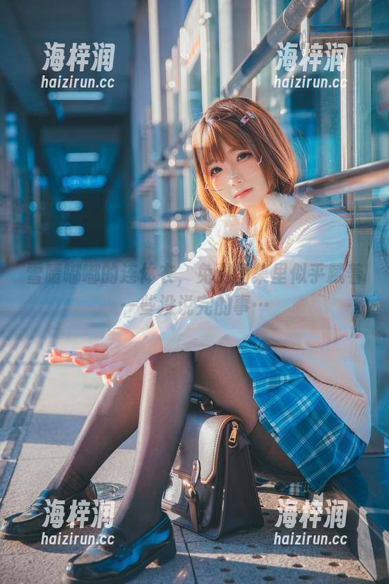 雪晴嘟嘟的连体衣，免费图集里似乎藏着一些没说完的事…